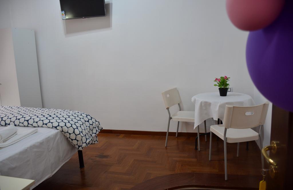Roma Hotel Srls Kültér fotó