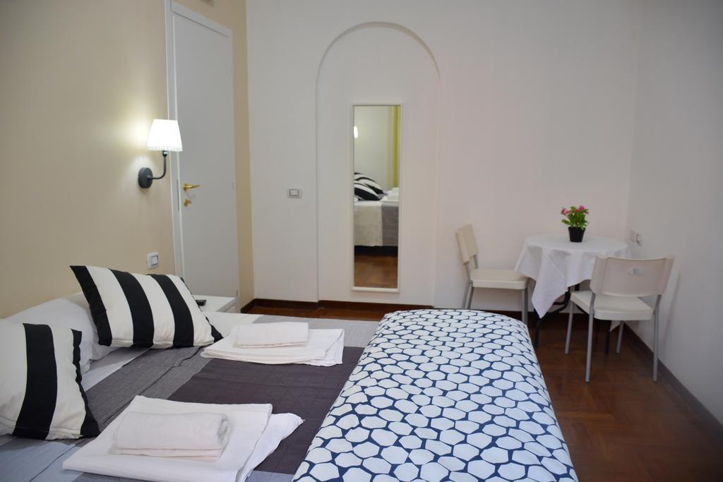 Roma Hotel Srls Kültér fotó